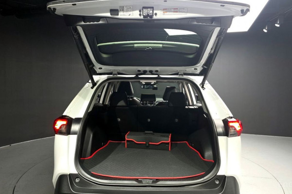 2023 Toyota RAV4 с пробегом 104 676 км