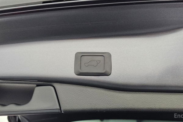 2023 Toyota RAV4 с пробегом 37 466 км