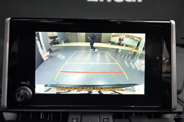 2023 Toyota RAV4 с пробегом 32 231 км