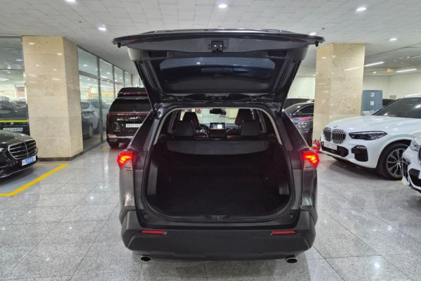 2019 Toyota RAV4 с пробегом 120 064 км