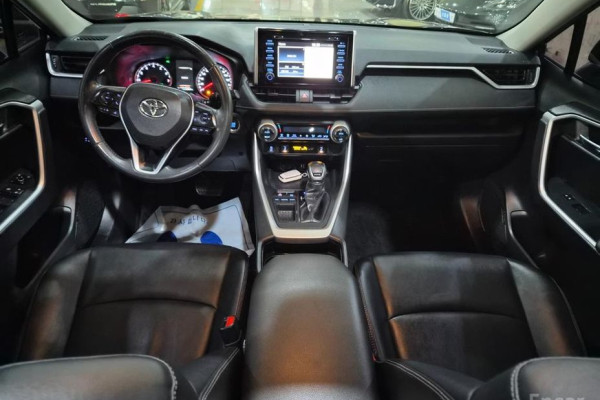 2019 Toyota RAV4 с пробегом 120 064 км