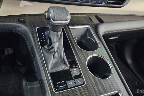 2022 Toyota Sienna с пробегом 27 073 км