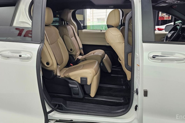 2022 Toyota Sienna с пробегом 27 073 км