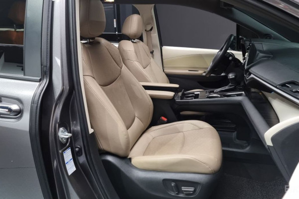 2022 Toyota Sienna с пробегом 72 899 км