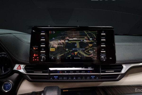 2022 Toyota Sienna с пробегом 72 899 км