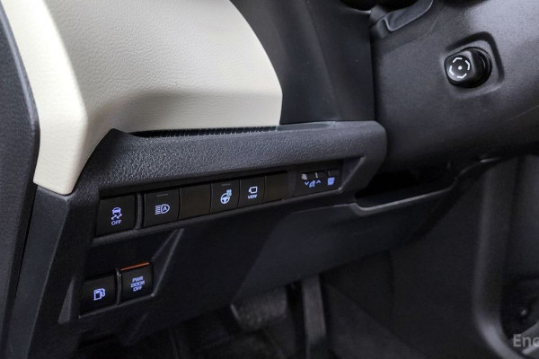 2022 Toyota Sienna с пробегом 25 861 км