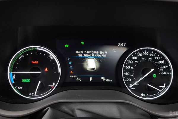 2023 Toyota Sienna с пробегом 25 586 км