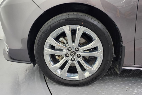 2022 Toyota Sienna с пробегом 32 611 км