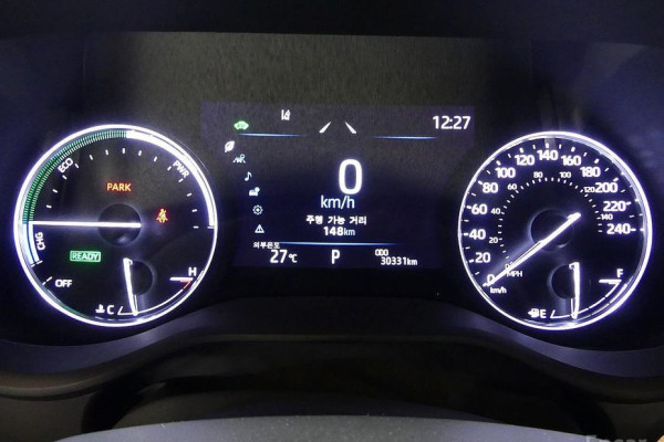 2023 Toyota Sienna с пробегом 30 331 км