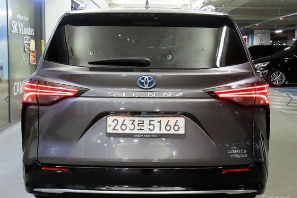 2021 Toyota Sienna с пробегом 101 199 км