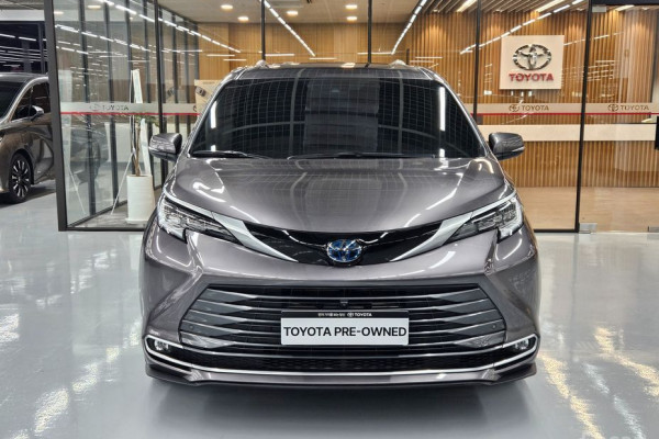 2021 Toyota Sienna с пробегом 96 198 км