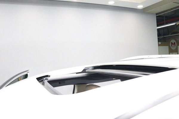 2023 Toyota Sienna с пробегом 33 945 км