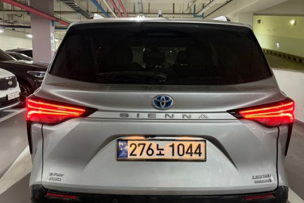 2022 Toyota Sienna с пробегом 46 500 км