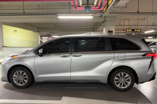 2022 Toyota Sienna с пробегом 46 500 км