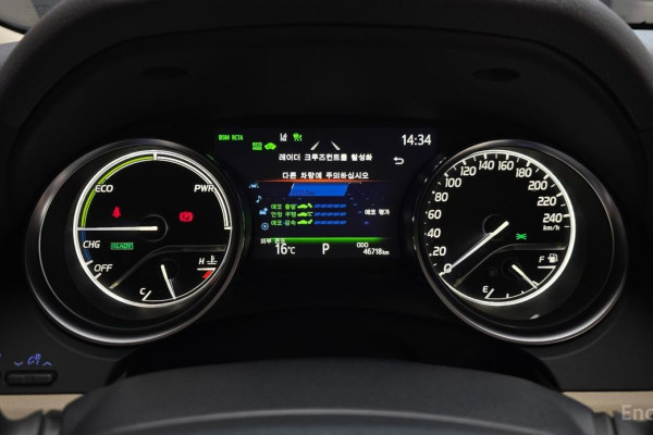 2023 Toyota Camry с пробегом 46 718 км