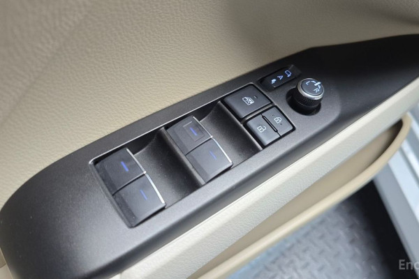 2023 Toyota Camry с пробегом 46 718 км