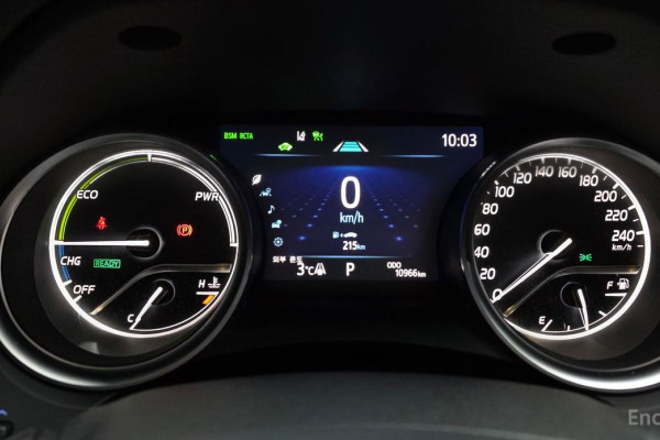 2023 Toyota Camry с пробегом 10 966 км