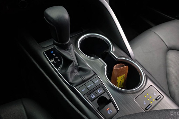 2023 Toyota Camry с пробегом 10 966 км