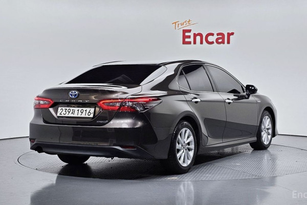 2022 Toyota Camry с пробегом 85 030 км