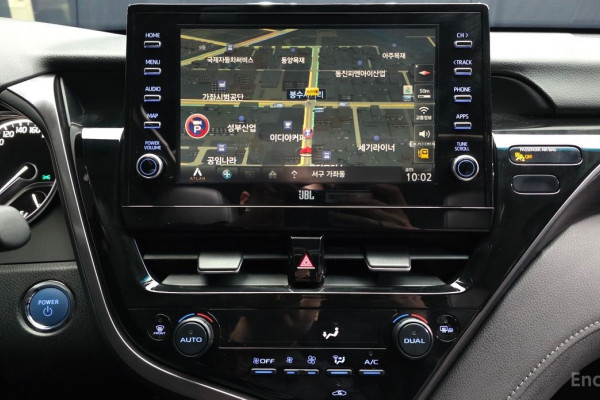 2023 Toyota Camry с пробегом 10 966 км