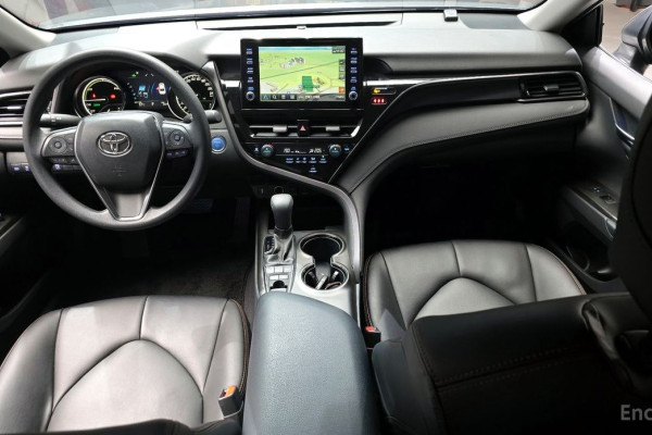 2022 Toyota Camry с пробегом 20 379 км