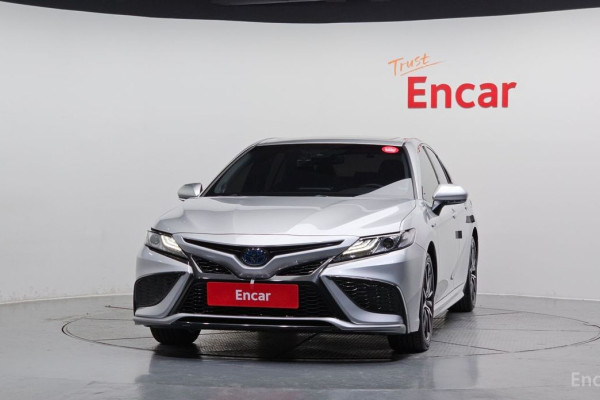 2021 Toyota Camry с пробегом 50 659 км