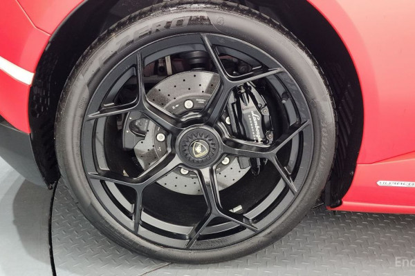 2023 Lamborghini Huracán с пробегом 18 921 км