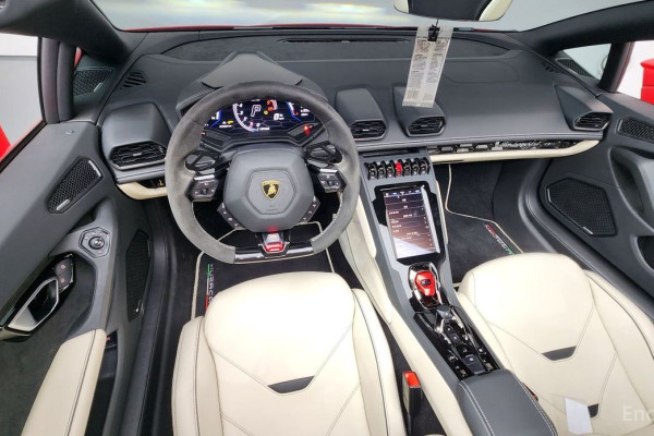 2023 Lamborghini Huracán с пробегом 18 921 км