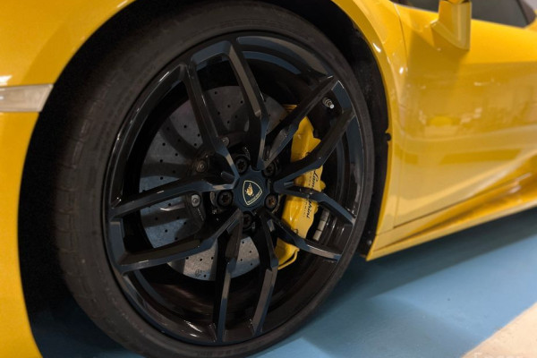 2017 Lamborghini Huracán с пробегом 27 606 км