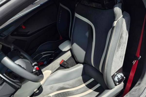 2023 Lamborghini Huracán с пробегом 19 900 км