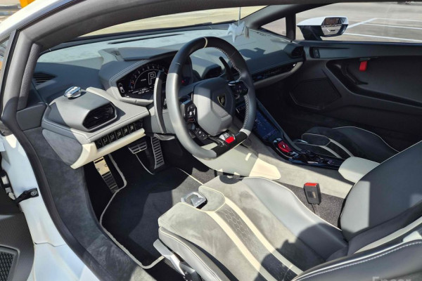 2023 Lamborghini Huracán с пробегом 19 900 км