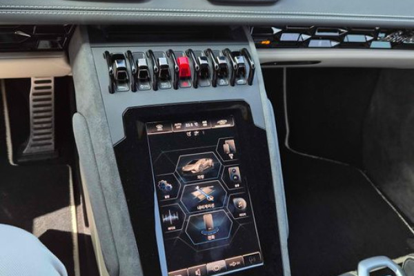 2023 Lamborghini Huracán с пробегом 19 900 км