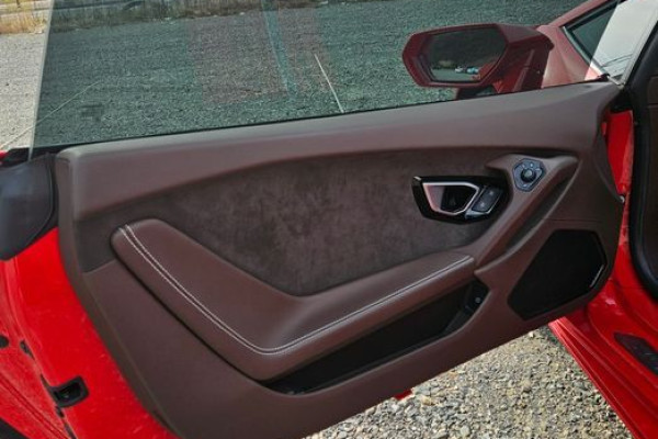 2020 Lamborghini Huracán с пробегом 18 000 км