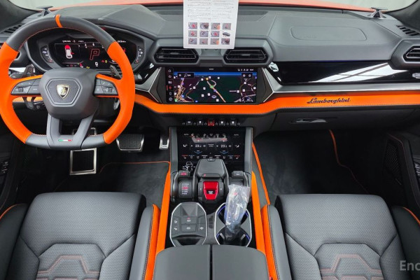 2025 Lamborghini Urus с пробегом 51 км
