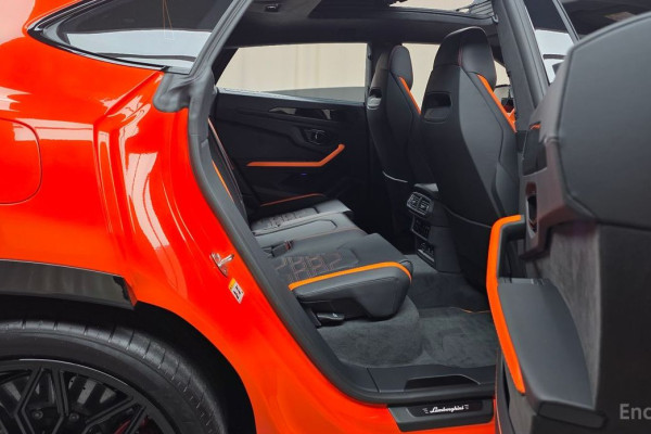 2025 Lamborghini Urus с пробегом 51 км