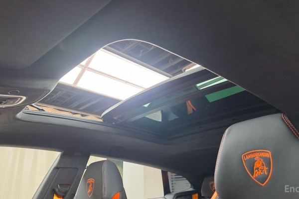 2025 Lamborghini Urus с пробегом 51 км