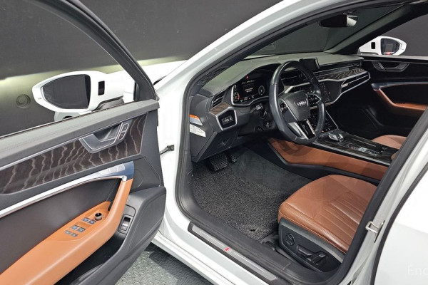 2021 Audi A6 с пробегом 66 831 км