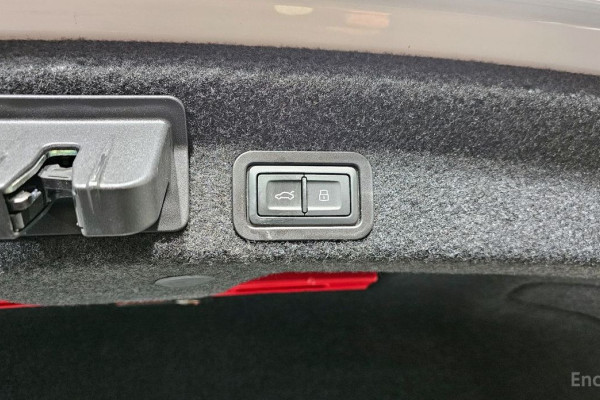 2023 Audi A6 с пробегом 40 245 км