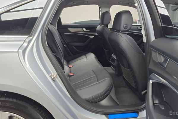 2021 Audi A6 с пробегом 19 057 км