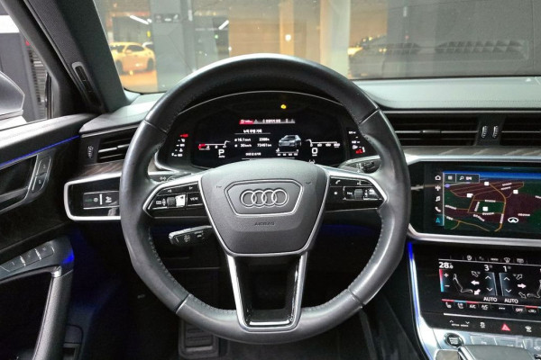 2021 Audi A6 с пробегом 72 463 км