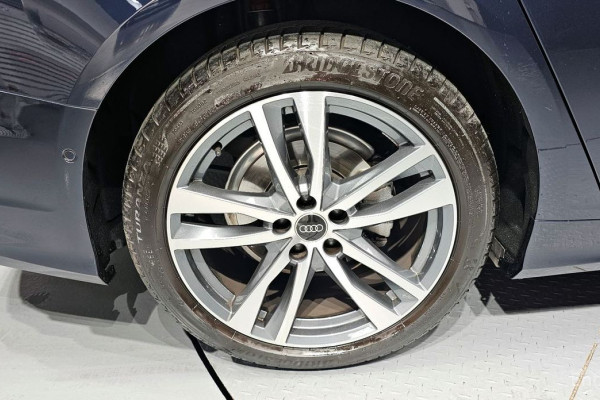 2023 Audi A6 с пробегом 21 771 км