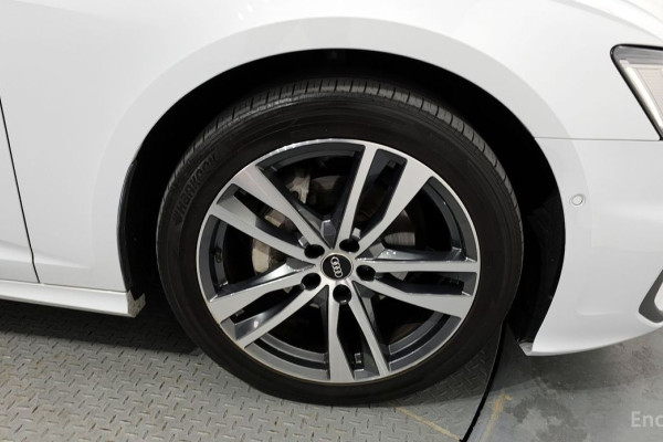 2022 Audi A6 с пробегом 70 062 км