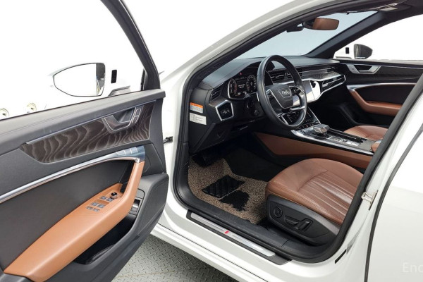 2022 Audi A6 с пробегом 70 062 км