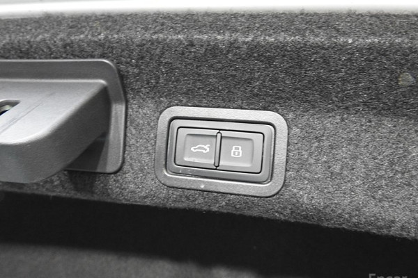 2021 Audi A6 с пробегом 88 000 км