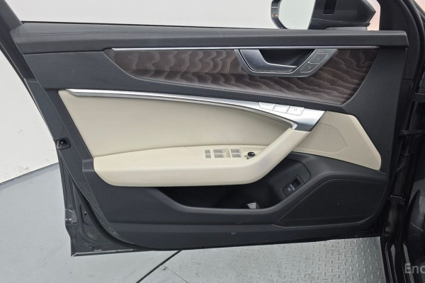 2022 Audi A6 с пробегом 54 463 км