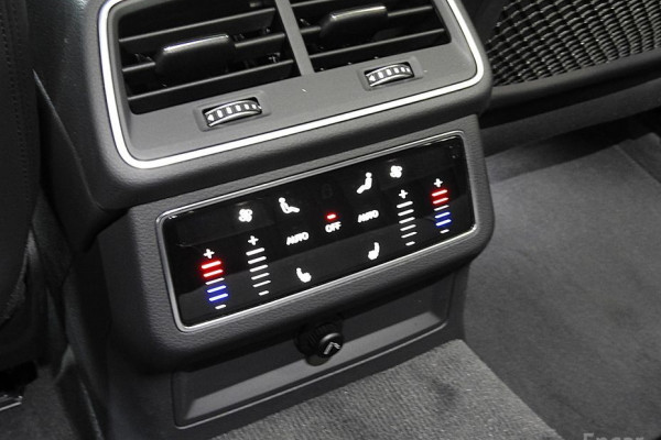 2021 Audi A6 с пробегом 88 000 км