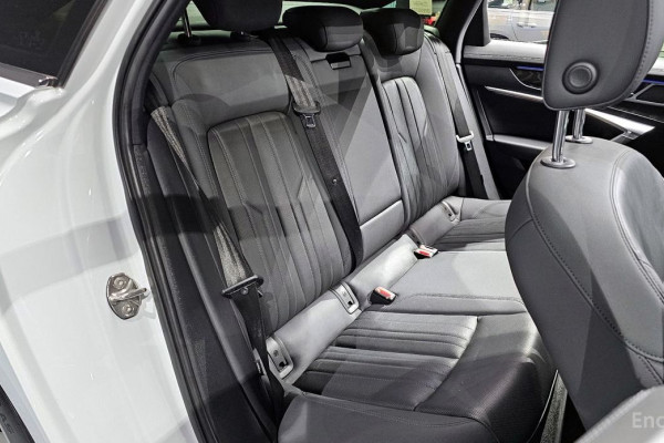 2021 Audi A6 с пробегом 58 003 км