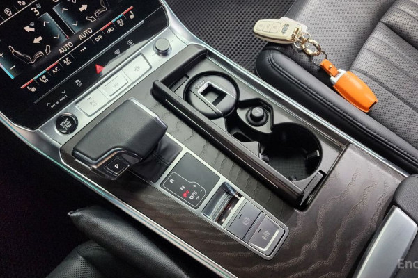 2023 Audi A6 с пробегом 11 036 км