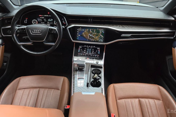 2022 Audi A6 с пробегом 43 960 км