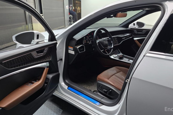 2022 Audi A6 с пробегом 43 960 км